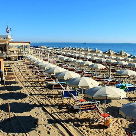 Le Palme 2 Pineto Vacanza Екстер'єр фото