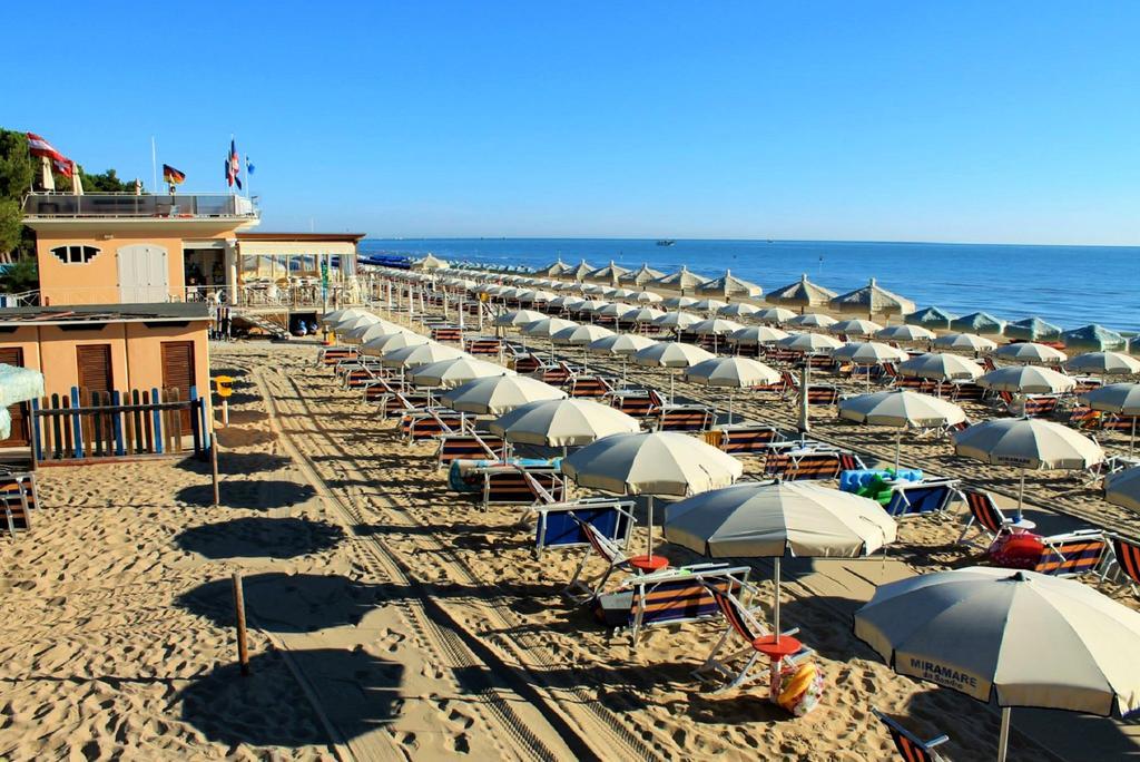 Le Palme 2 Pineto Vacanza Екстер'єр фото